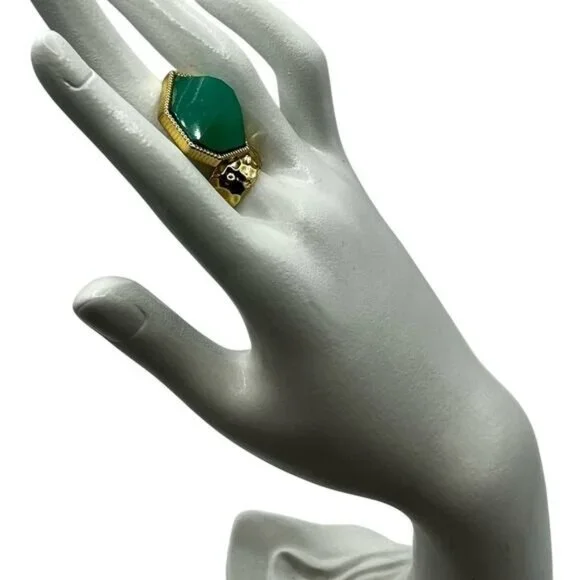 Jewelmint Gold-Tone Faux Turquoise Cocktail Statement Ring - Picture 5 of 6